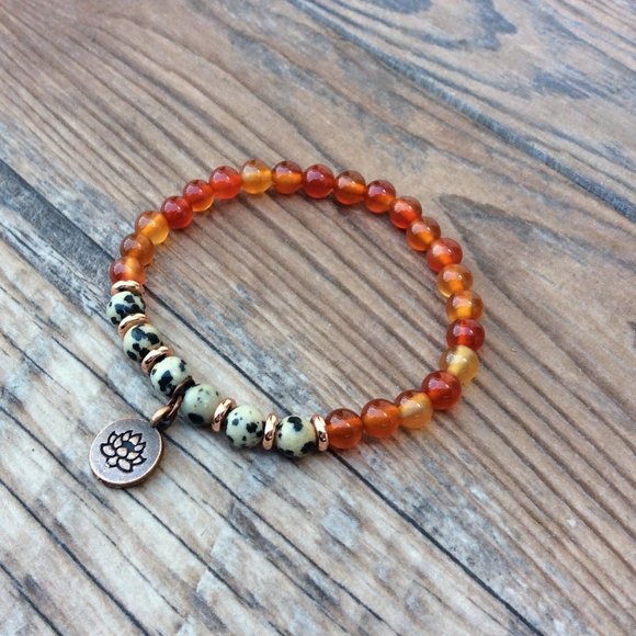 Lotus bracelet with Carnelian and Dalmatian Jasper, sacral chakra, healing - Picture 5 of 10